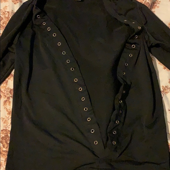 Black long sleeve lace up top - Picture 2 of 3